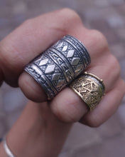 Load image into Gallery viewer, BIKKI