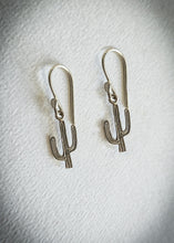 Load image into Gallery viewer, SAGUARO - earrings
