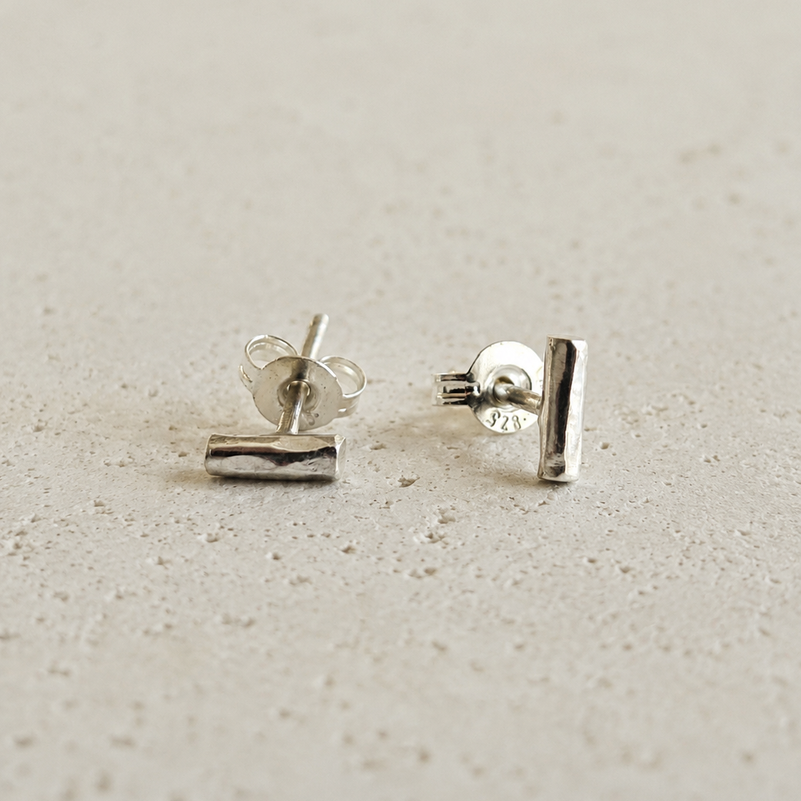 Sanna - Studs