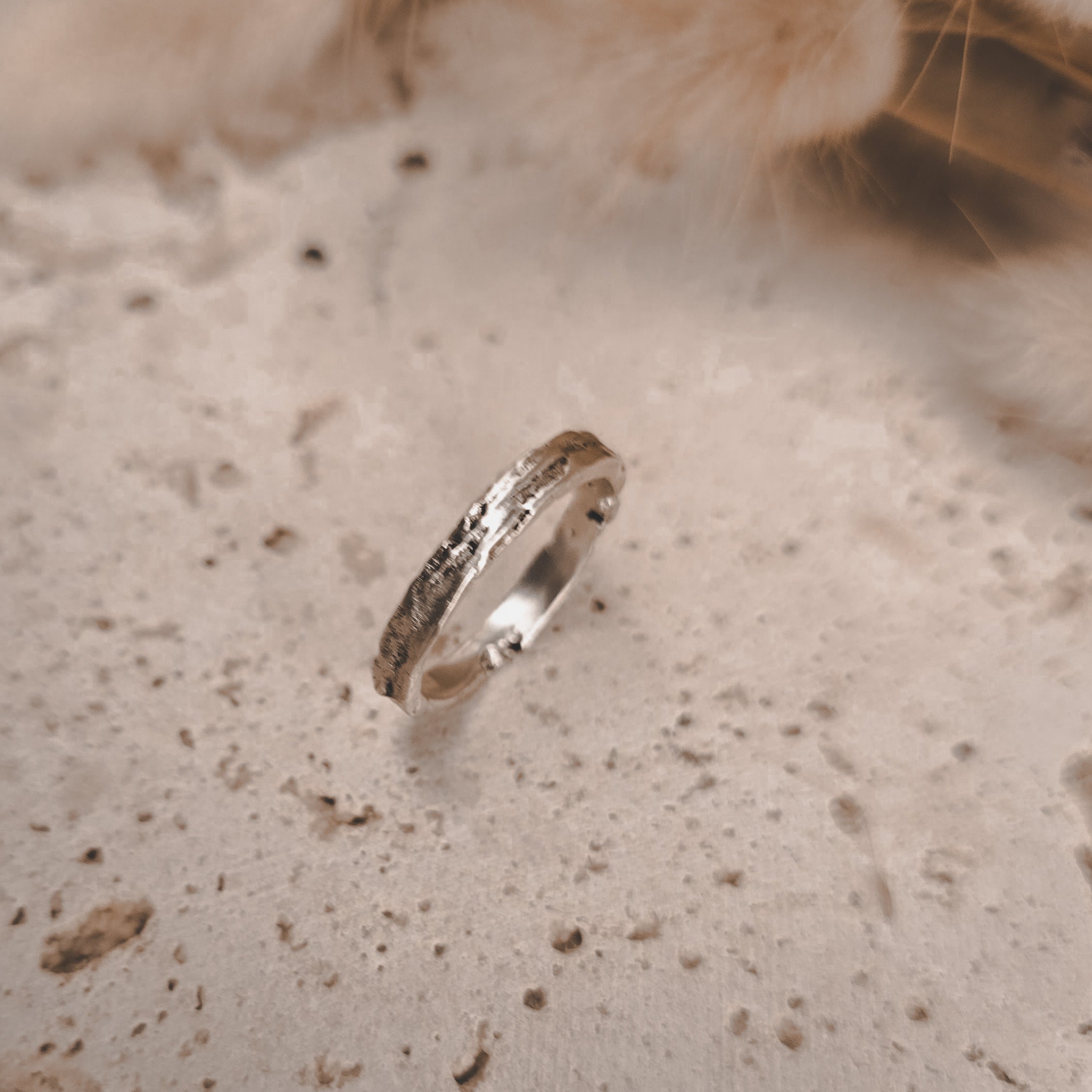 GRAINS OF SAND 3mm straight band